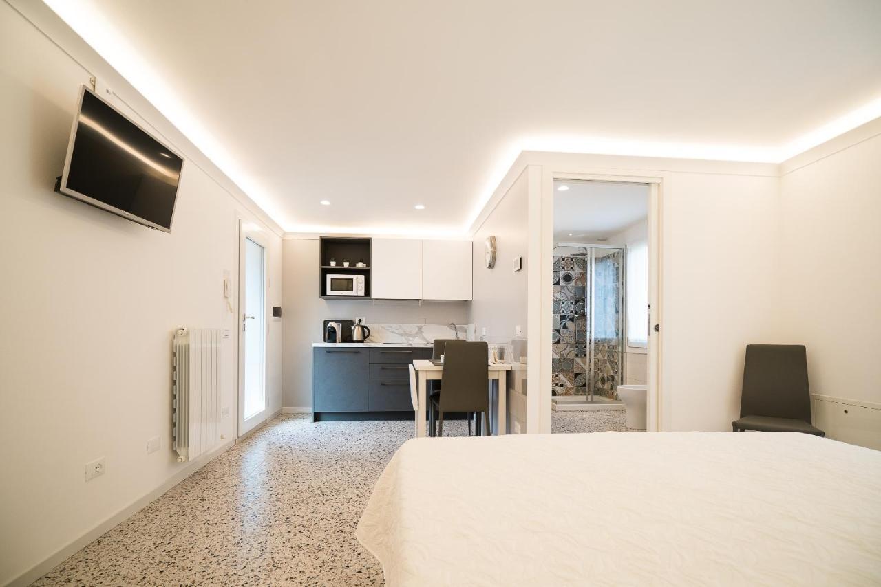 Venetian Roof View Apartment Exterior foto