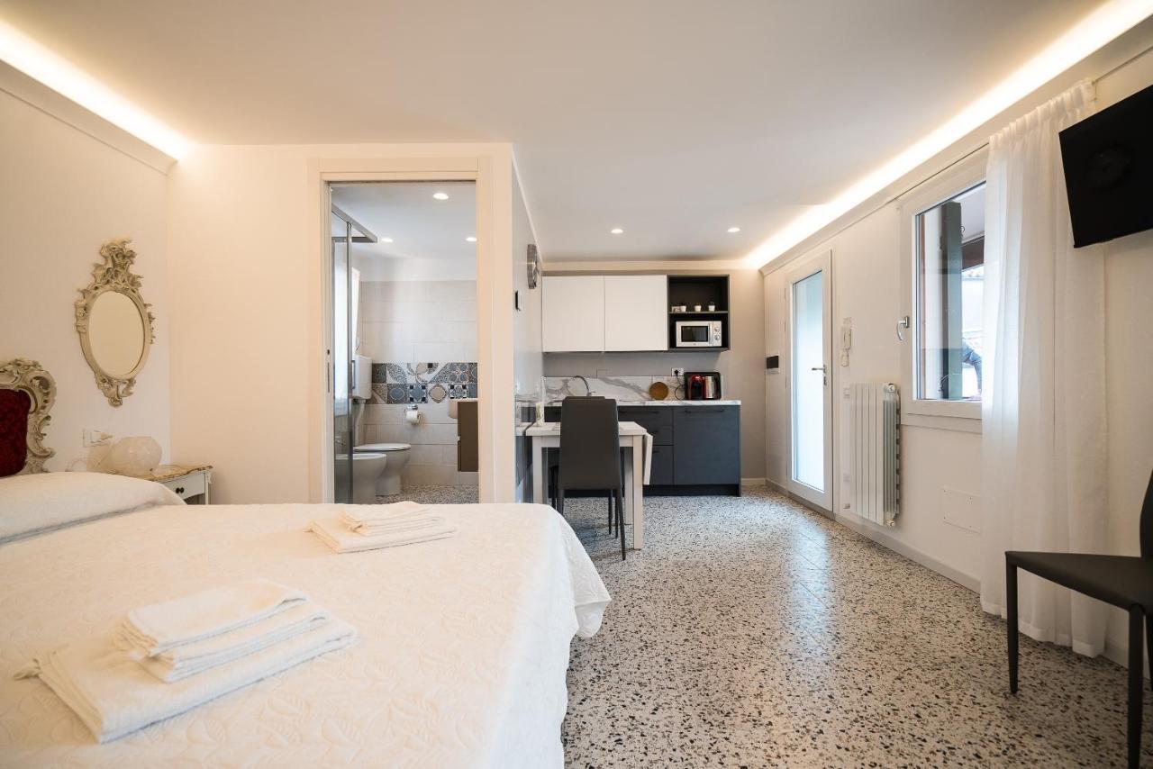 Venetian Roof View Apartment Exterior foto